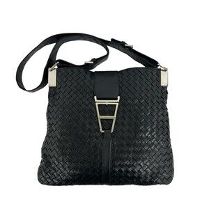 BOTTEGA VENETA Black Leather Intrecciato Shoulder Bag